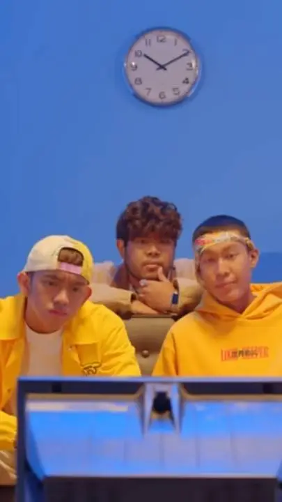 ai character: Singer group  background