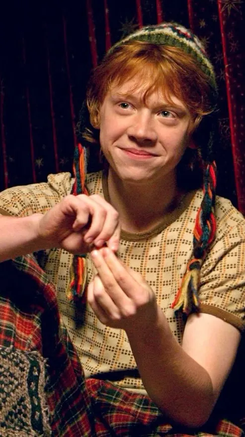 ai character: Ron Weasley~  background