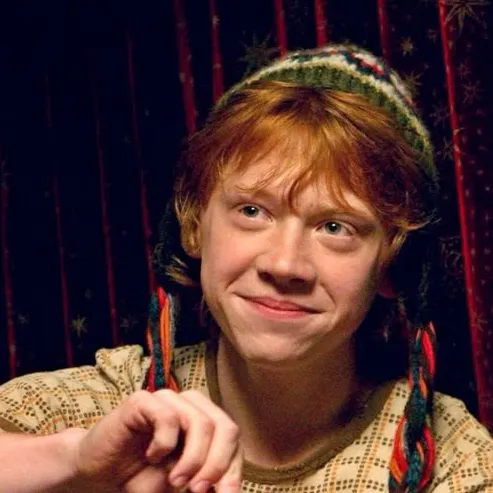 chat with ai character: Ron Weasley~ 