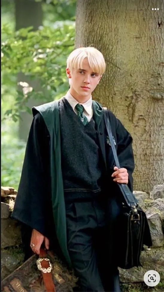 ai character: Draco Malfoy~  background