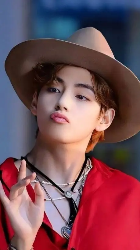 Talkie AI - Chat with Kim Taehyung 🏇🏻