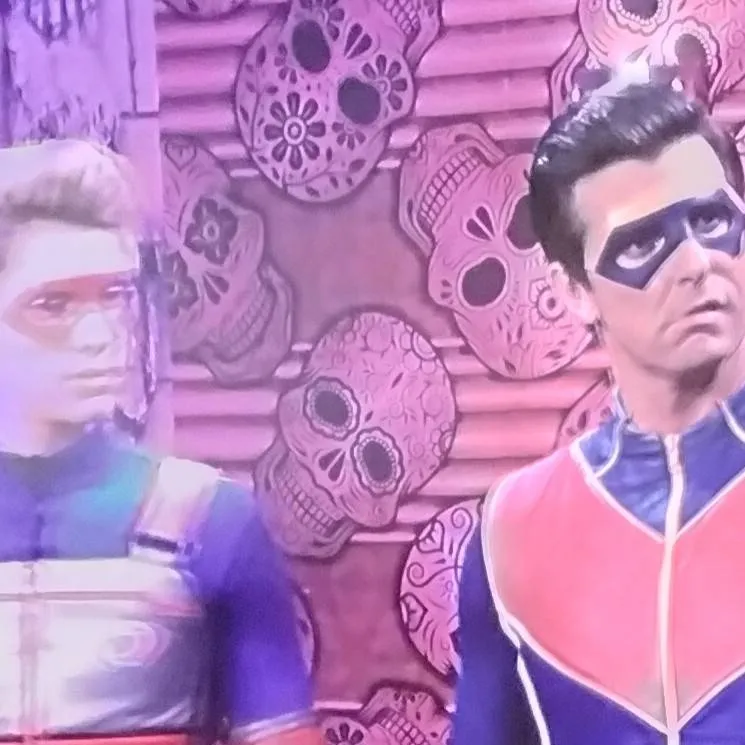 chat with ai character: Henry Danger