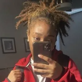 chat with ai character: Kay