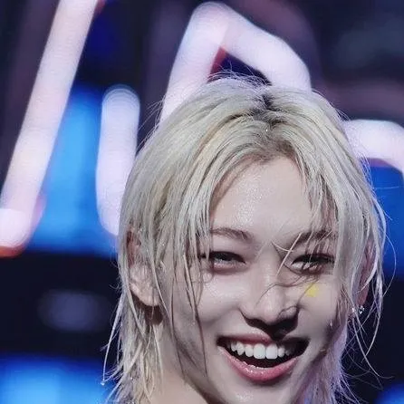 chat with ai character: ☆felix☆