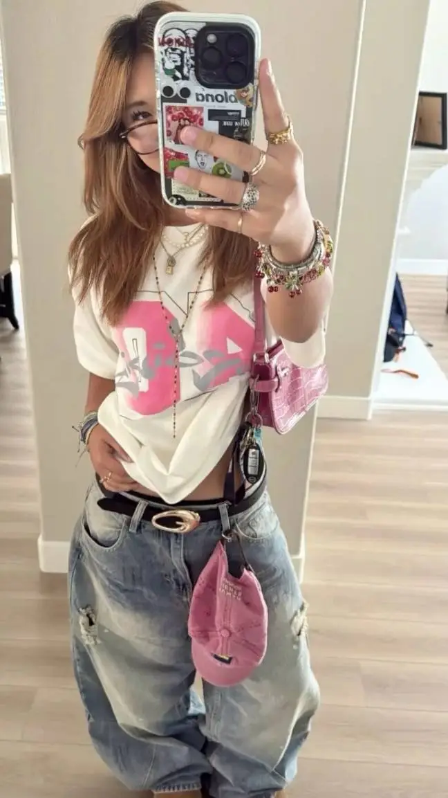 ai character: Keisha background