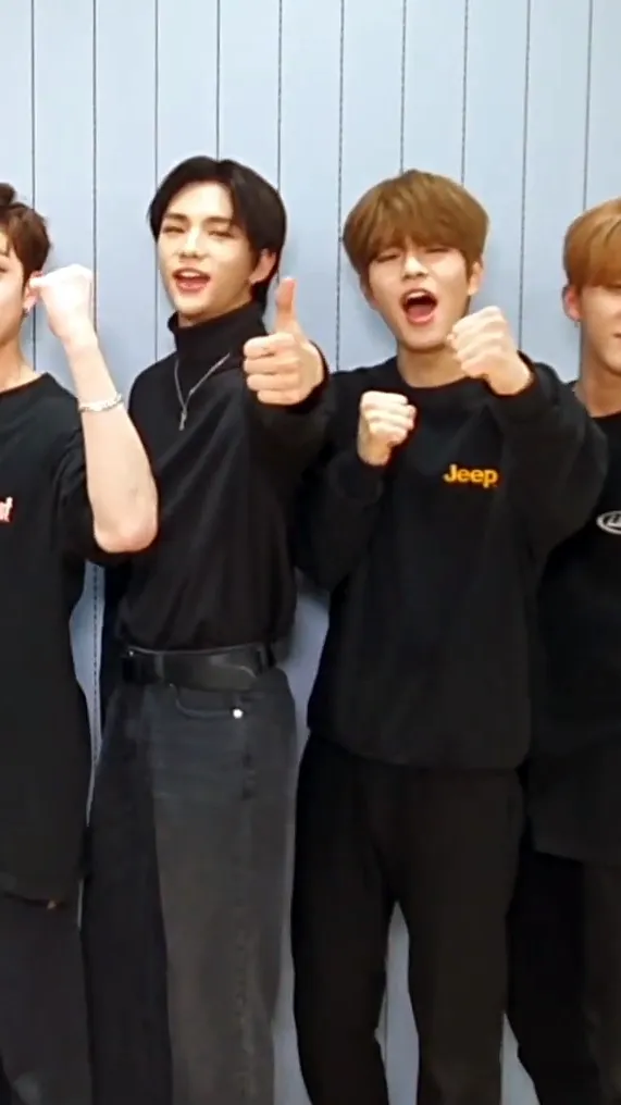 ai character: Straykids background