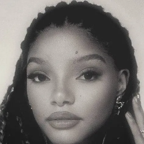 chat with ai character: baby mama 