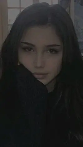 ai character: Lucinda background