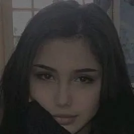 chat with ai character: Lucinda