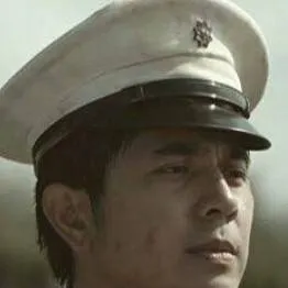 chat with ai character: Paulo avelino 