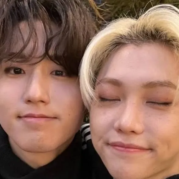 chat with ai character: sunshine twins