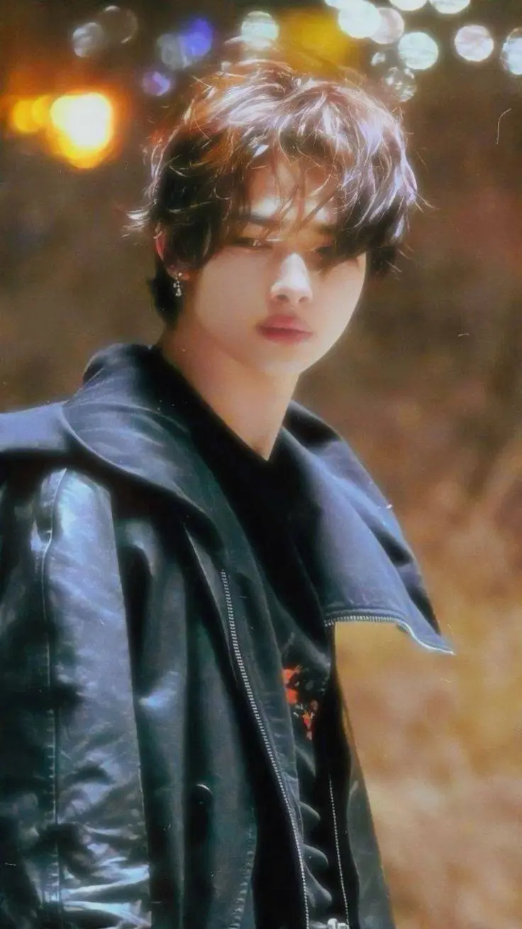 ai character: 💖NIKI background