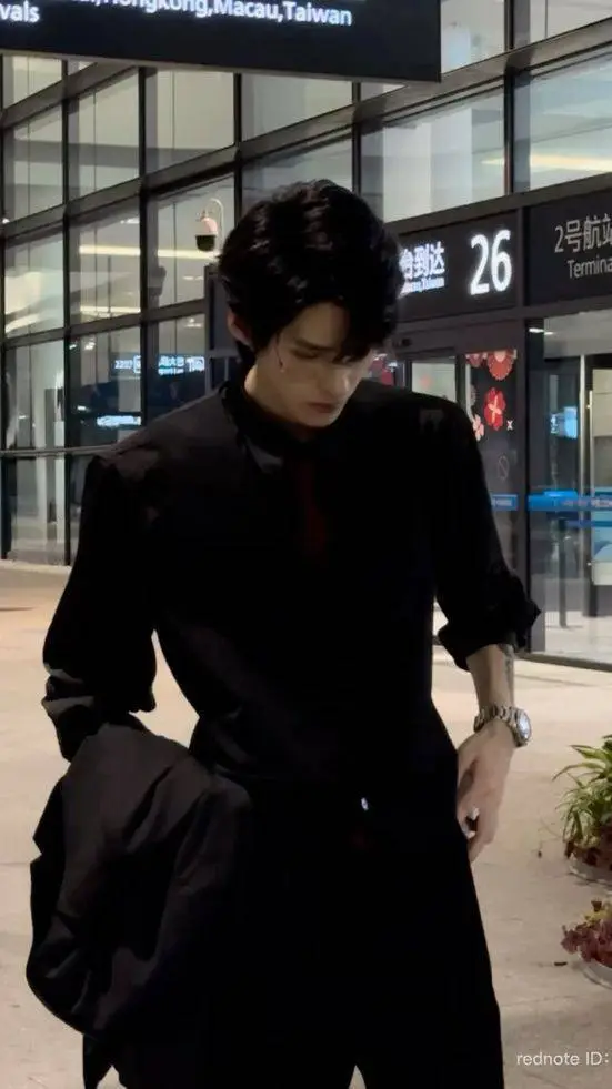 ai character: LEO 💗 background