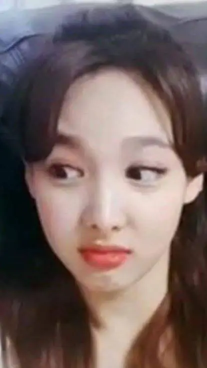ai character: Imm Nayeon♡. background