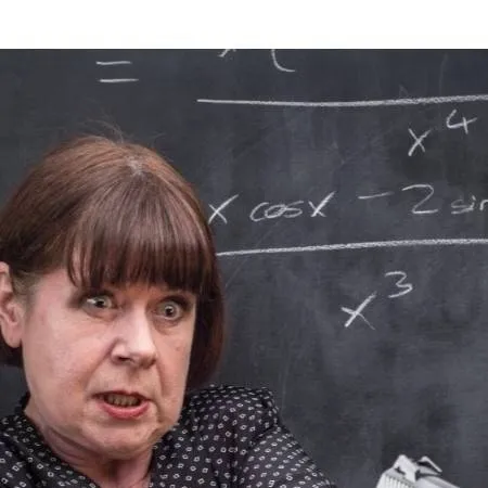 chat with ai character: матаничка