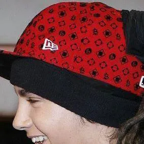 chat with ai character: Tom Kaulitz