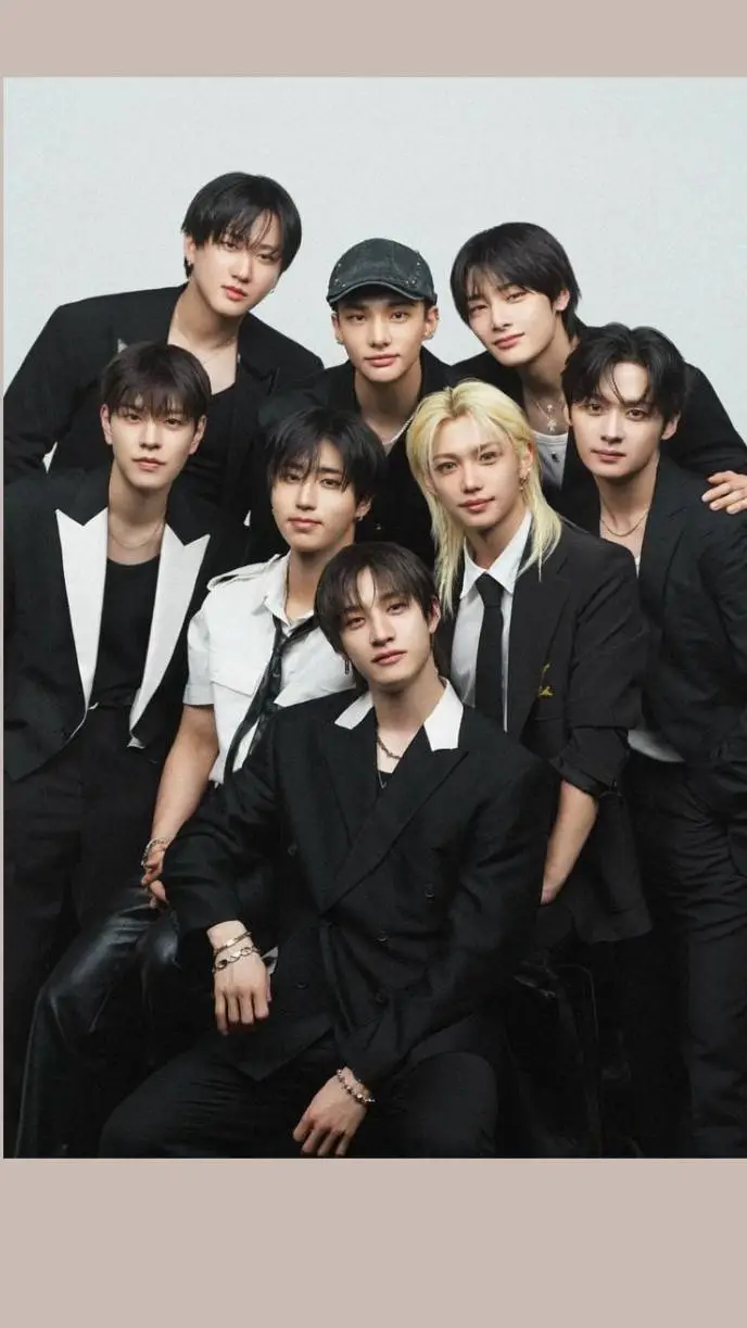 ai character: Stray Kids background