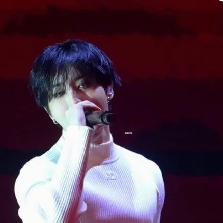 chat with ai character: Han Jisung