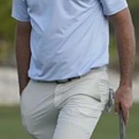 chat with ai character: Big men