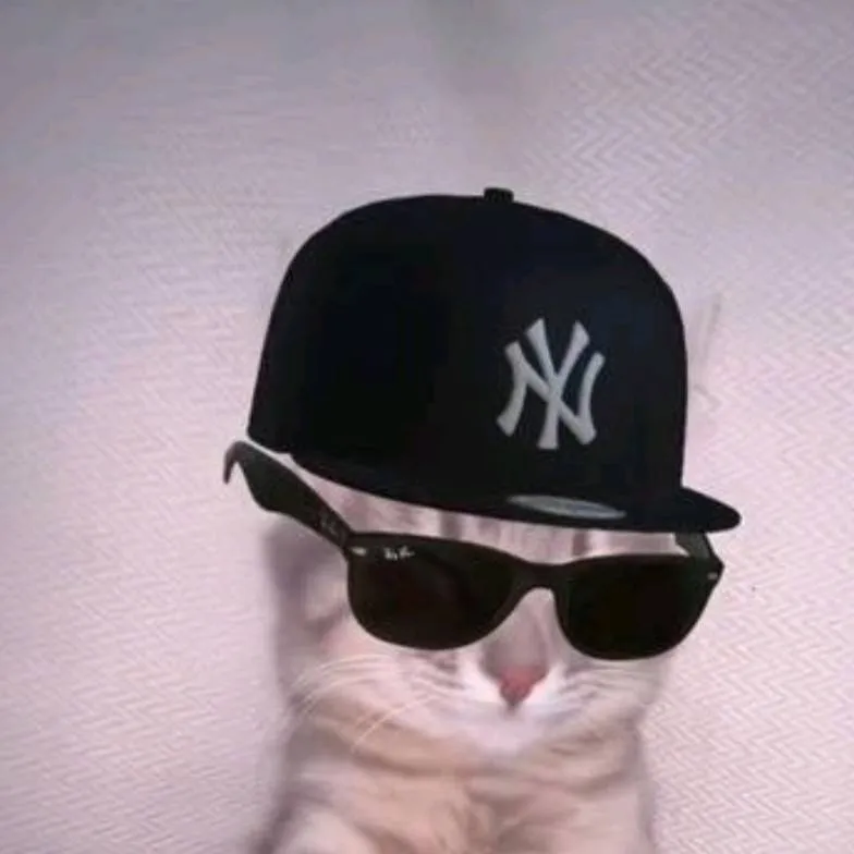 chat with ai character: Mirrors demo