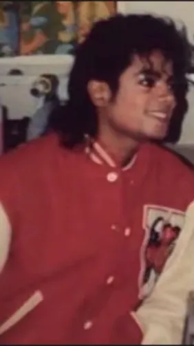 ai character: Michael Jackson  background