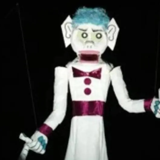 chat with ai character: zozobra 2002