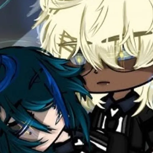 chat with ai character: 💛💙BRIGHT BLOOD 💙💛