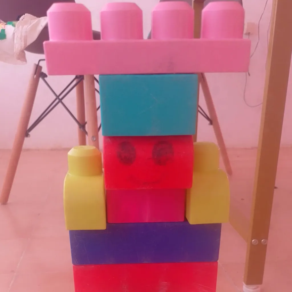 chat with ai character: robot ACT-68