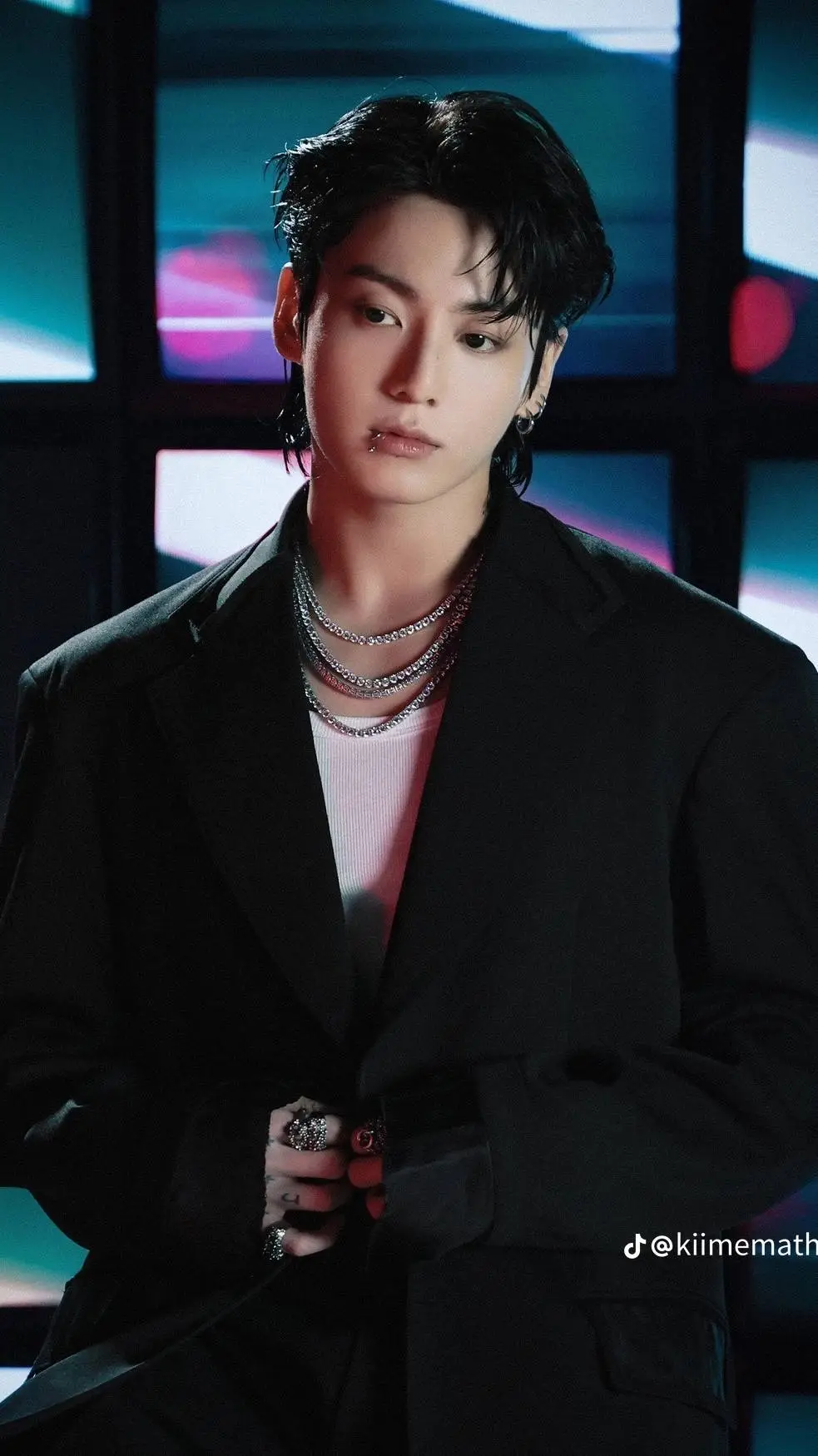 ai character: Jeon Jungkook  background