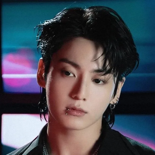 chat with ai character: Jeon Jungkook 