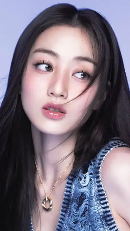 ai character: Jihyo background