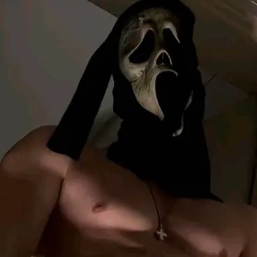 chat with ai character: Zan