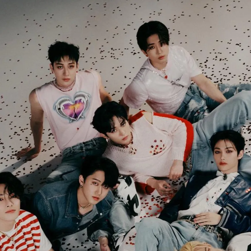 chat with ai character: ~skz~🎤
