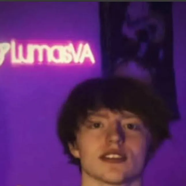 chat with ai character: Lumas 😳😈✨