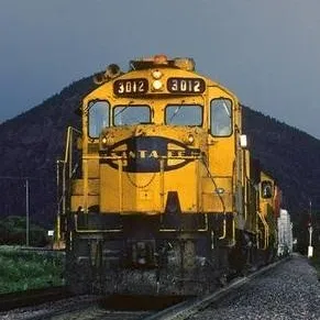 chat with ai character: tu compañero de F.