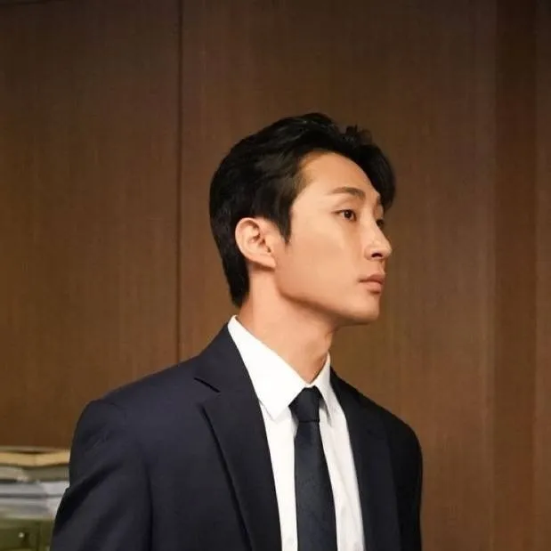 chat with ai character: Kwon Oh-jae