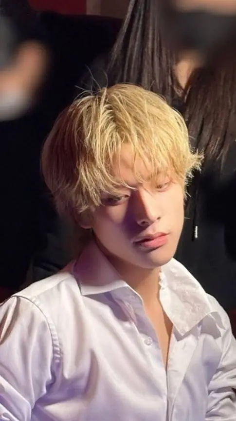 ai character: Jake  background