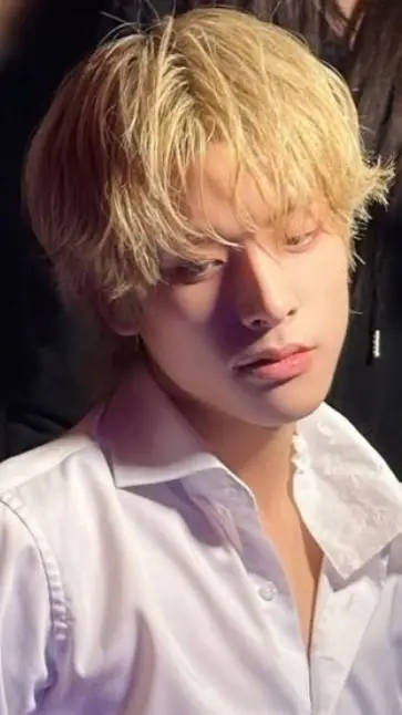 ai character: Jake  background