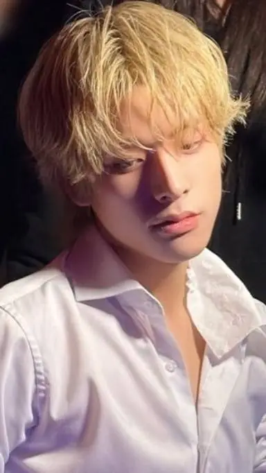 ai character: Jake  background