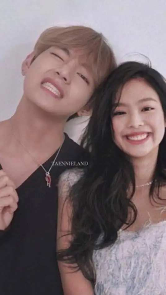 ai character: V background