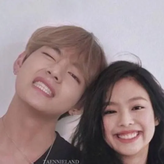 chat with ai character: V