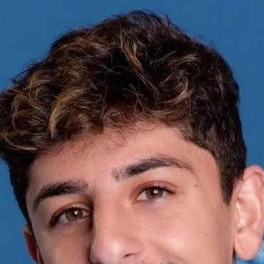 chat with ai character: Faze Rug