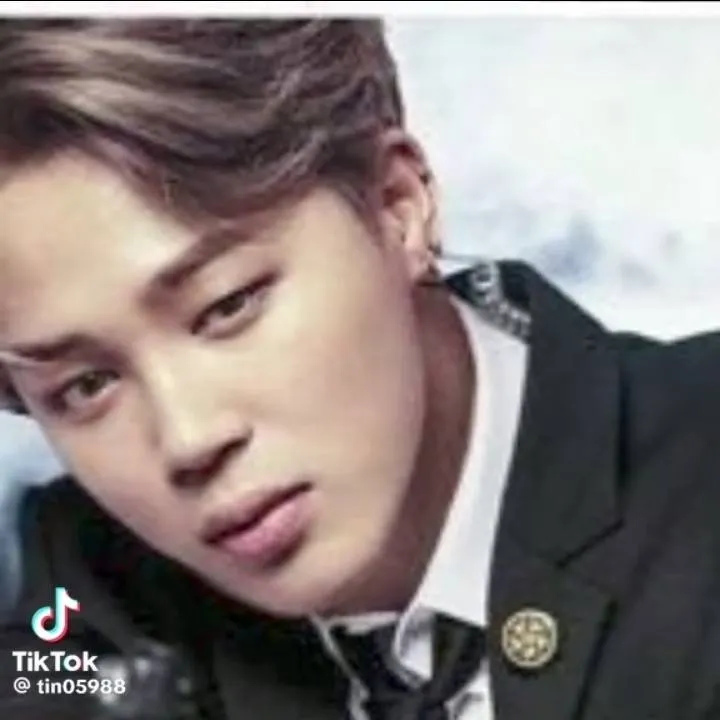 chat with ai character: JIMIN | FBI