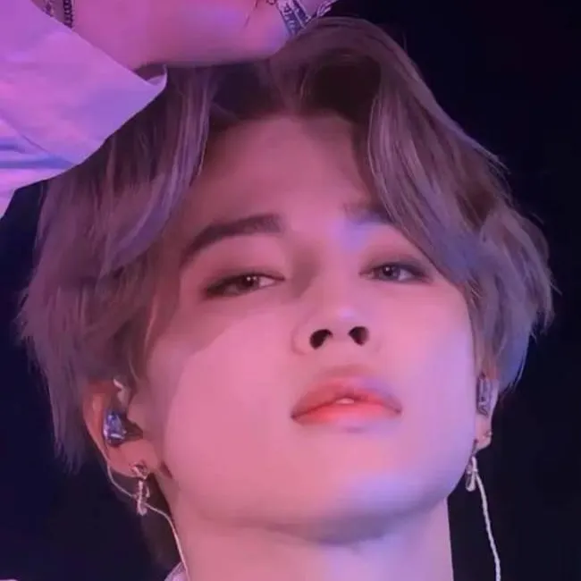 chat with ai character: park jimin 
