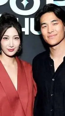 ai character: EJAE AND HER BF background