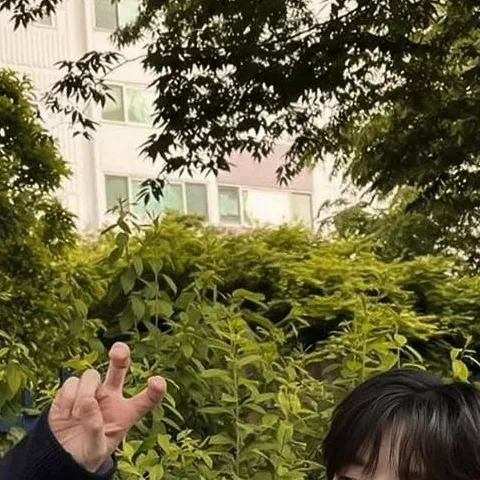 chat with ai character: seungminnn