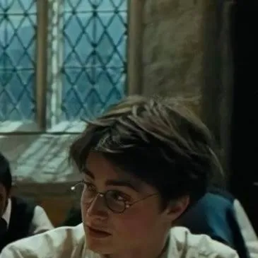 chat with ai character: Harry Potter 🤭🤭🤪🤪