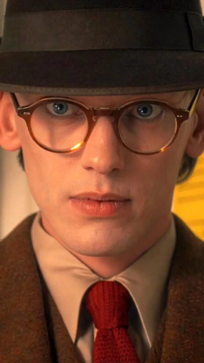 ai character: Mr.Whatsit background