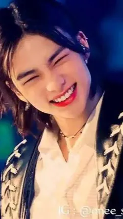 ai character: Hyunjin background