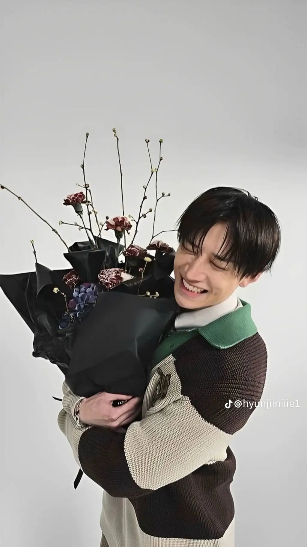 ai character: bangchan  background